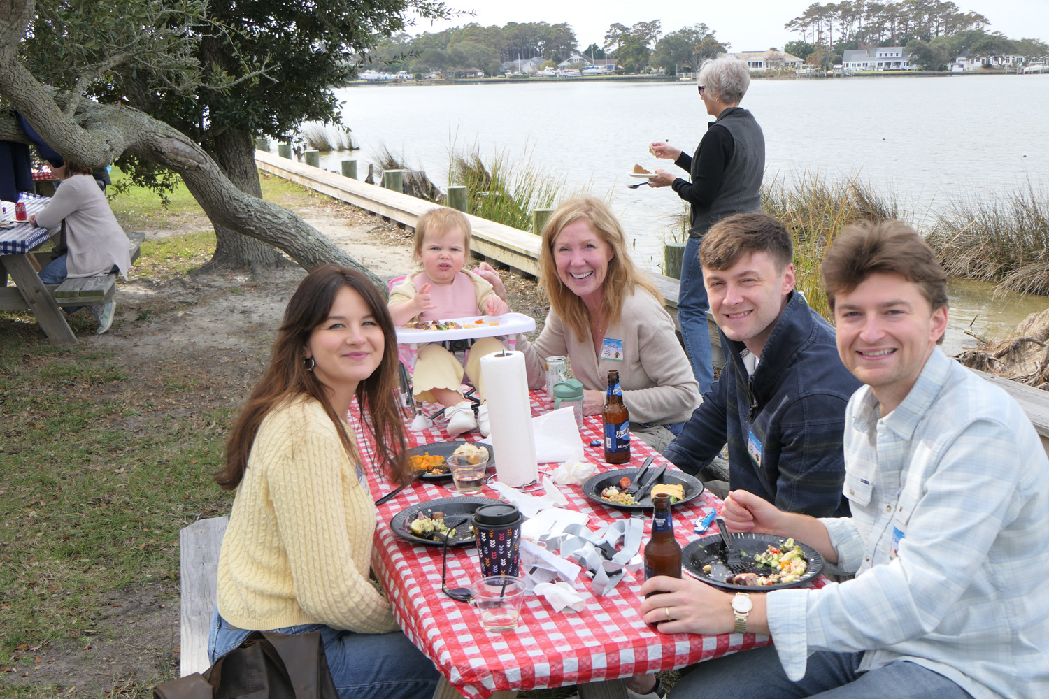 Oysters at the picnic table